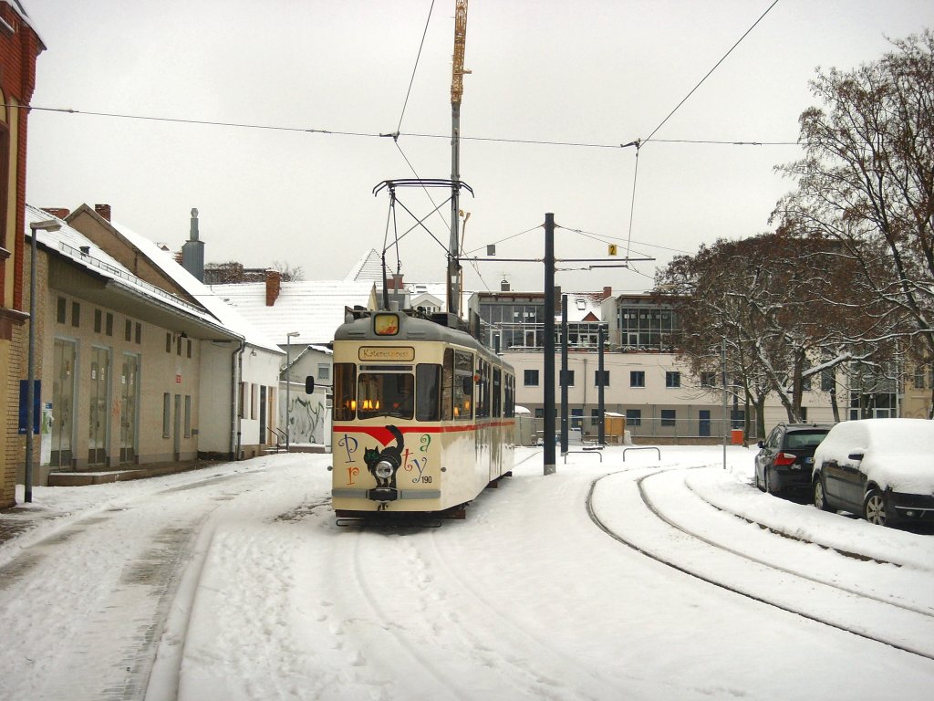 Der Katerexpress in der eingeschneiten Wendeschleife Domplatz, Erfurt 1.1.2010
