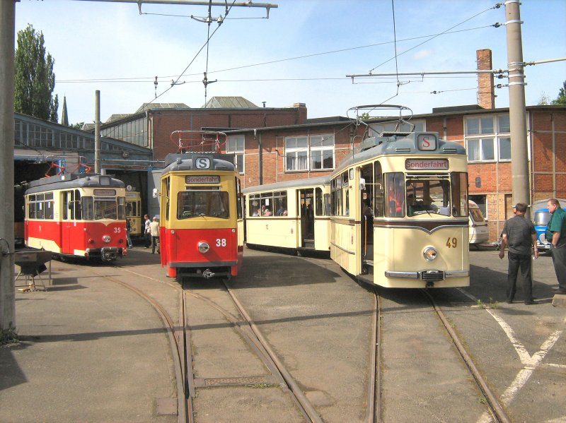 Gotha- und LOWA Strassenbahnen inim alten Depot Bachgasse, 9.5.2009