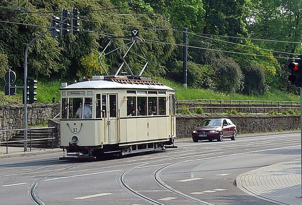 Tw 92 am Stadtparkkopf Richtung Hauptbahnhof, Mai 2010