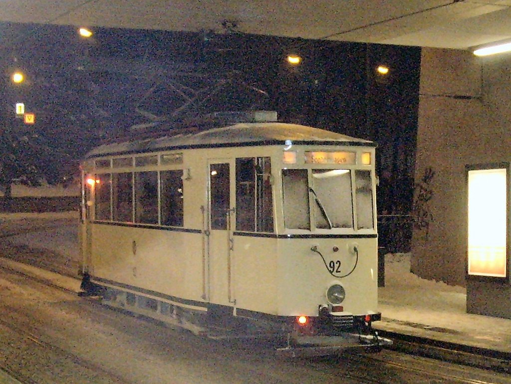 Tw 92 in der Bahnhofsunterfhrung, Erfurt 10. 1. 2010