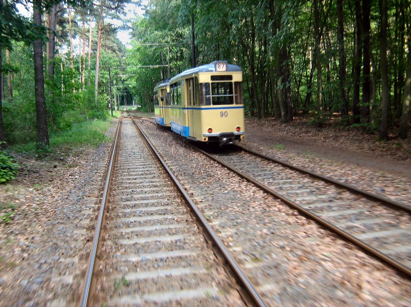 Gotha-Zug mit Bw 90 an der Ausweiche im Wald, 23.5.2009