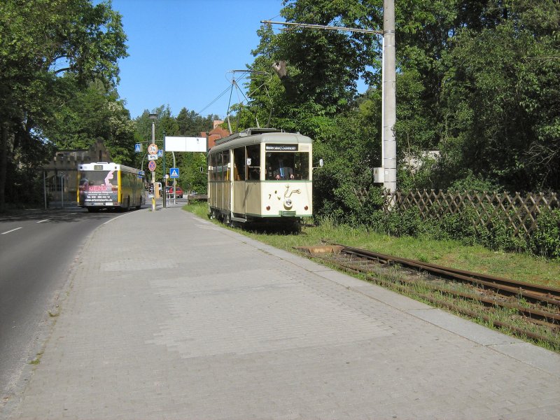KSW-TW 7 an der Endstation S-Bhf. Rahnsdorf, Mai 2007