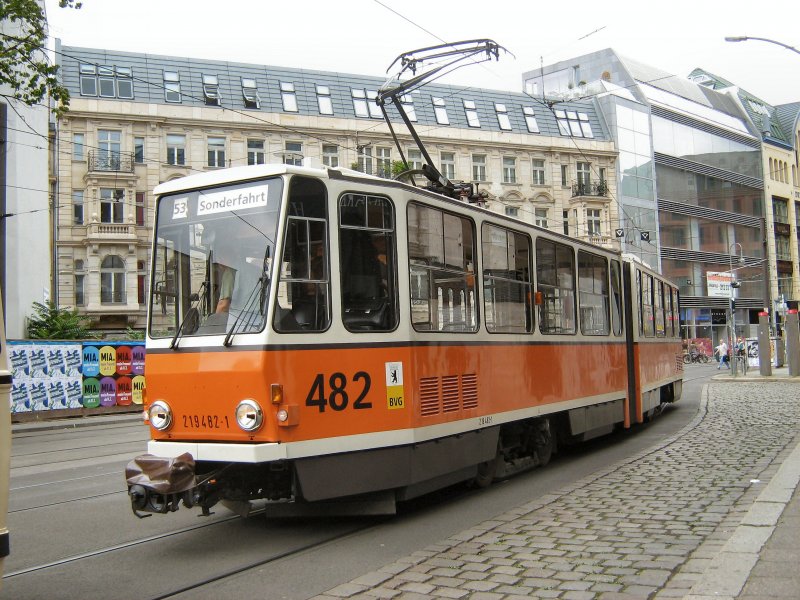 TATRA KT4D - Tw 422 -in Berlin Mitte, Themenfahrt, als Linie 53, Sommer 2008