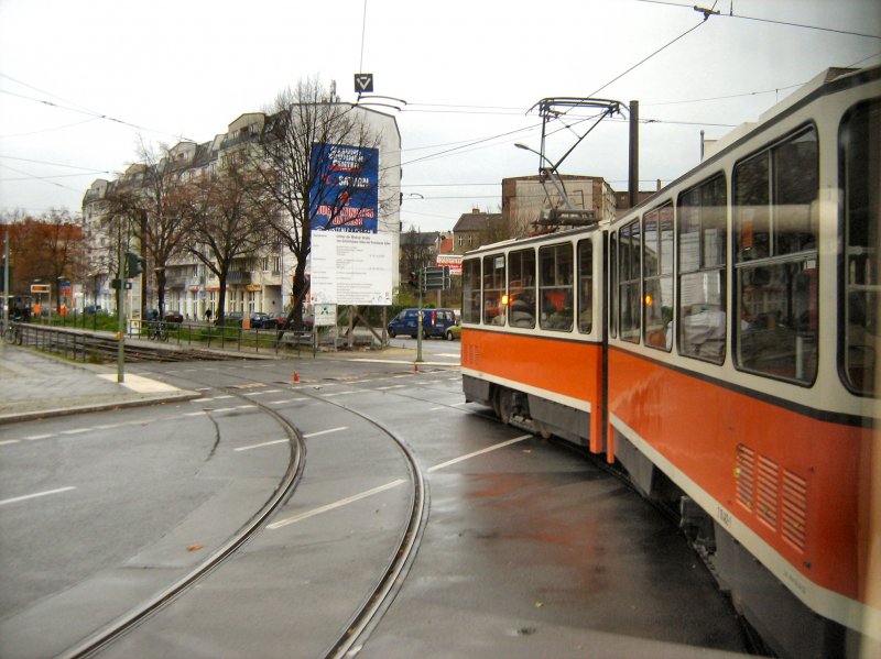 Von der Strecke M2 auf die Strecke M13 biegt hier der Tatra-Zug ein, Themenfahrt November 2008